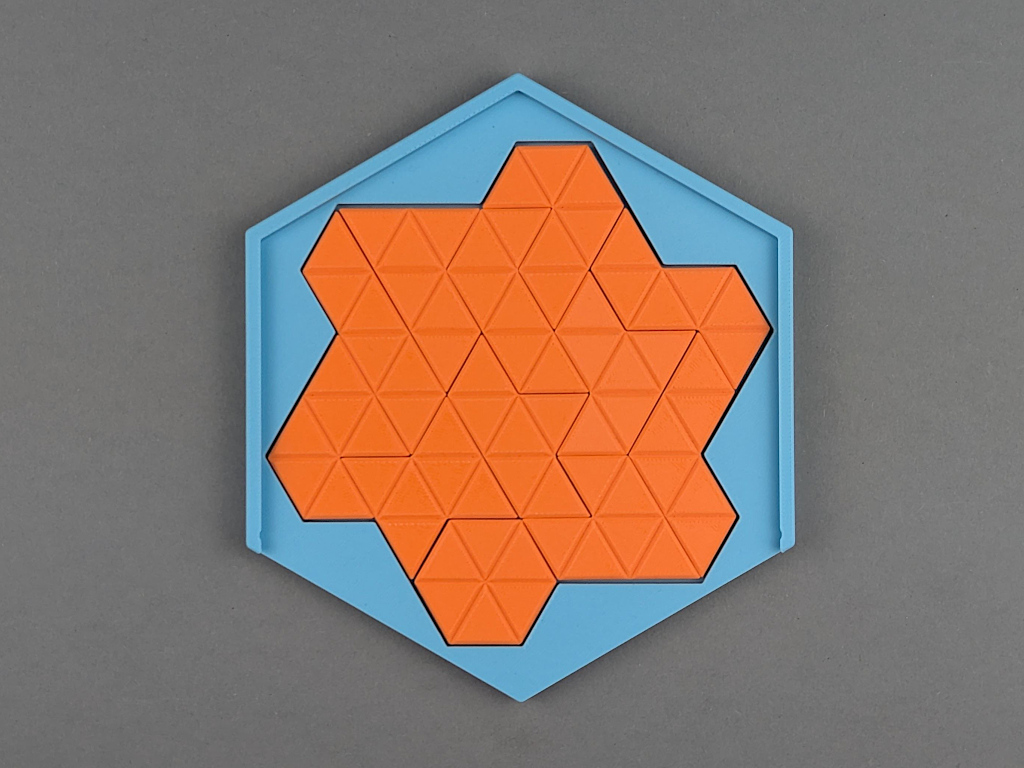 hexiamond puzzle with box